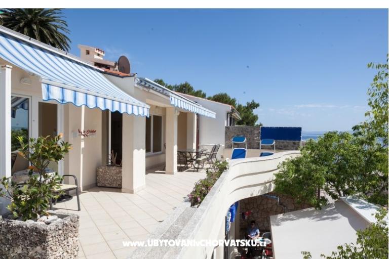 Beachfront Brela Appartementen – foto 2