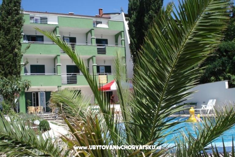 Vila Smirna 4*  met zwembad  – foto 3