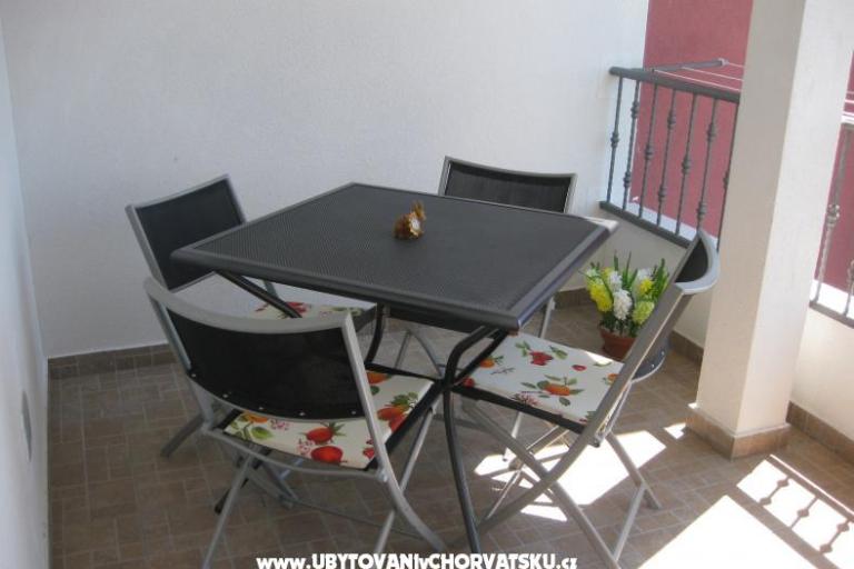 Appartementen Nika – foto 2