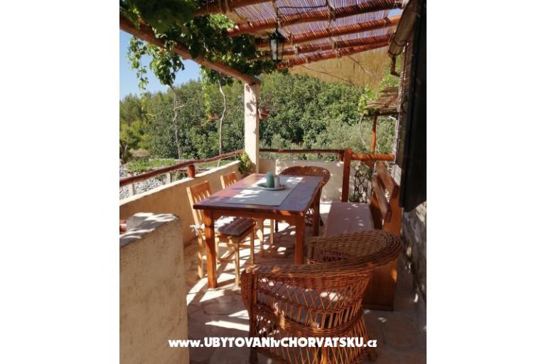 Stenen huis za odmor Ostojić – foto 8