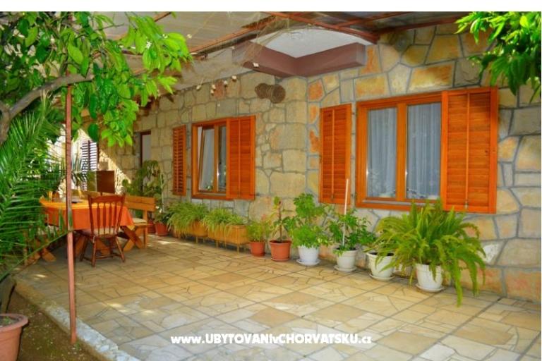 Vakantiehuis Leonida  – foto 8