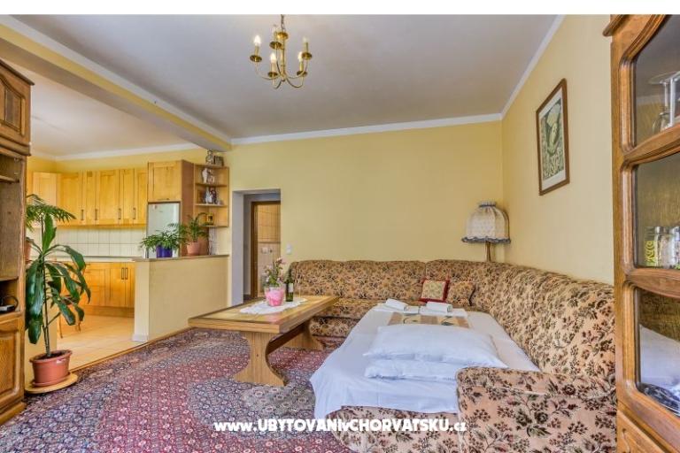 Banovski dvori – foto 5