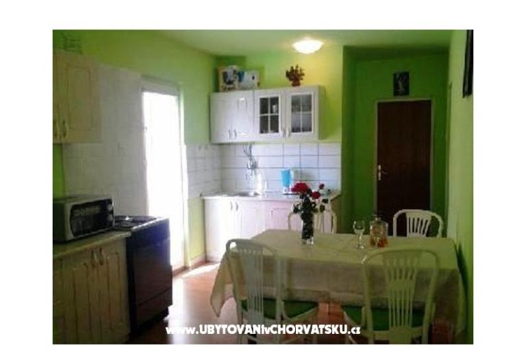Villa Sandra - apartmani s  bazenom – foto 4