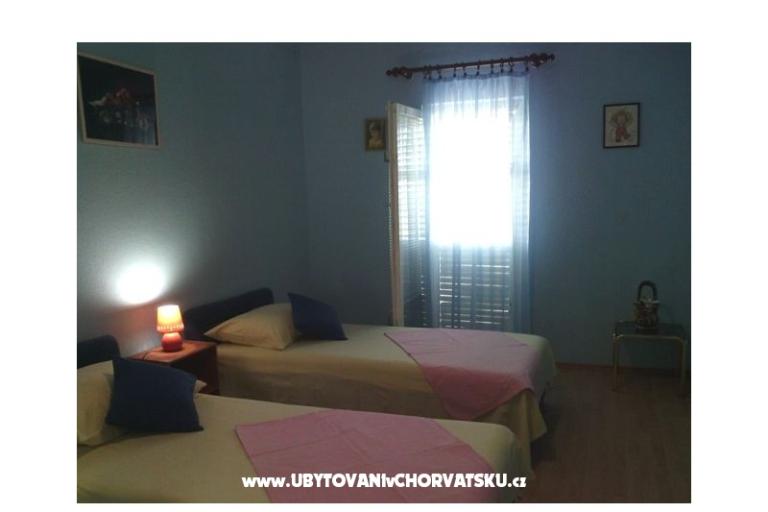 Villa Sandra - apartmani s  bazenom – foto 9