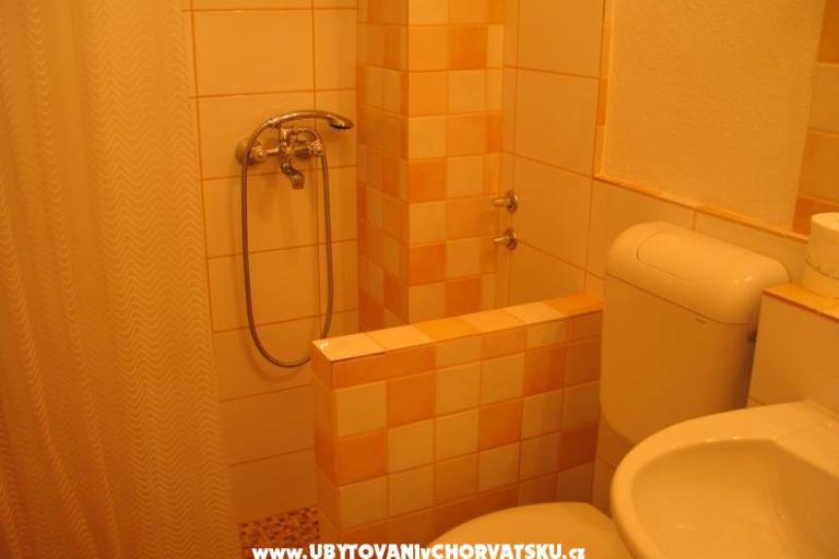 Appartementen and rooms Rica – foto 7