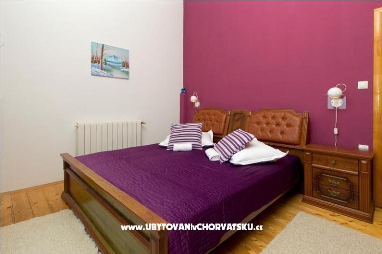 De Lux Appartementen-SWIMMING POOL – foto 9