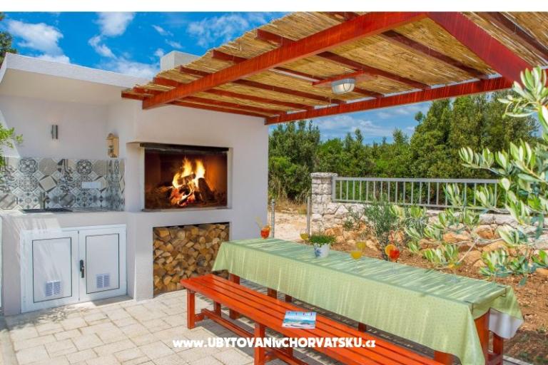 Appartementen Vila Nena met zwembad – foto 9