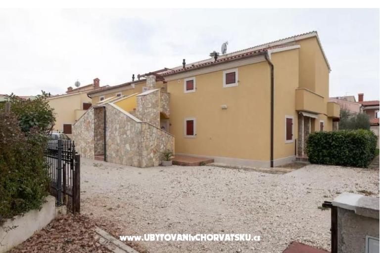 Appartement Oliva D1 met zwembad – foto 16