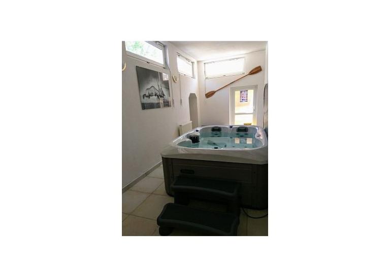 Villa Luka - jacuzzi, pool, sauna – foto 18