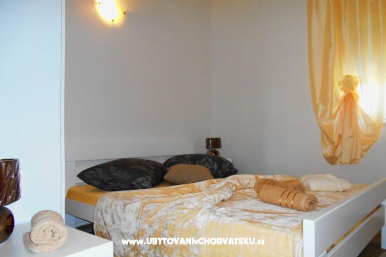 Appartementen AS sa bazenom – foto 12