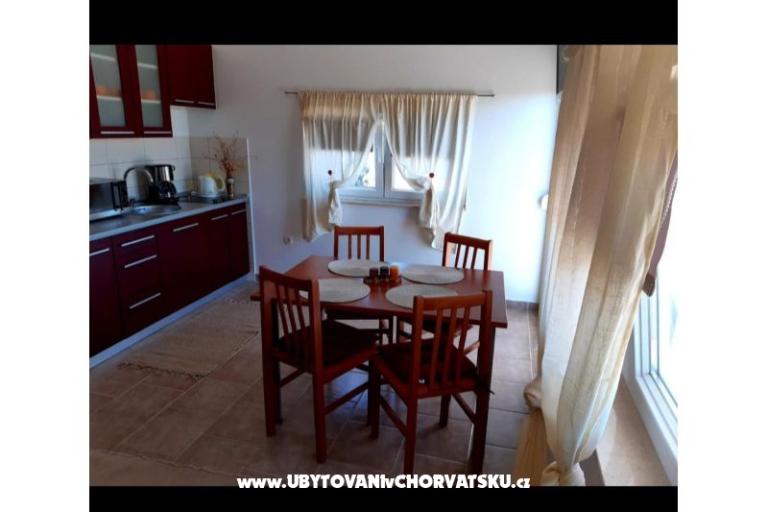 Appartementen AS sa bazenom – foto 22