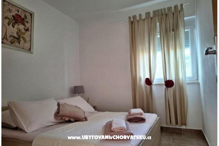 Appartementen AS sa bazenom – foto 25