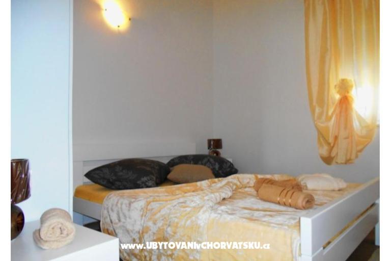 Appartementen AS sa bazenom – foto 27