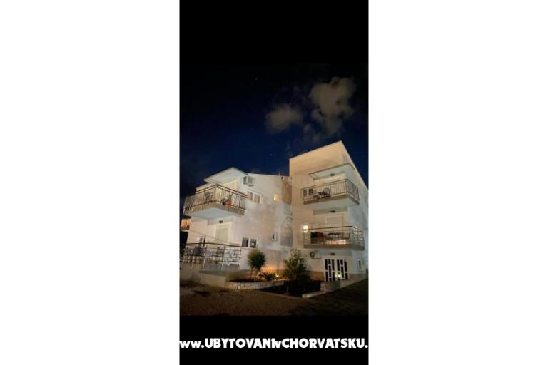Appartementen AS sa bazenom – foto 33