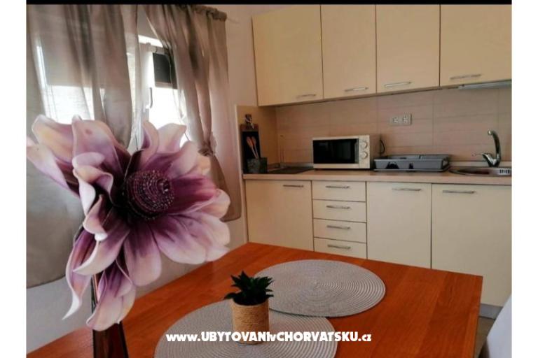 Appartementen AS sa bazenom – foto 40