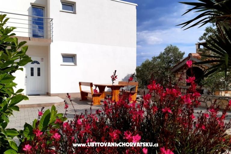 Appartementen AS sa bazenom – foto 8