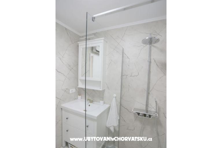 Melia Nin – foto 17