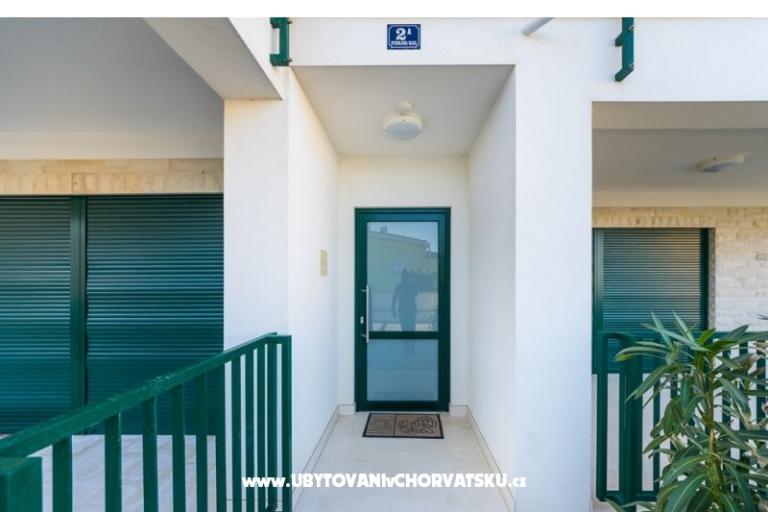 Queen Beach Resort Appartementen – foto 7