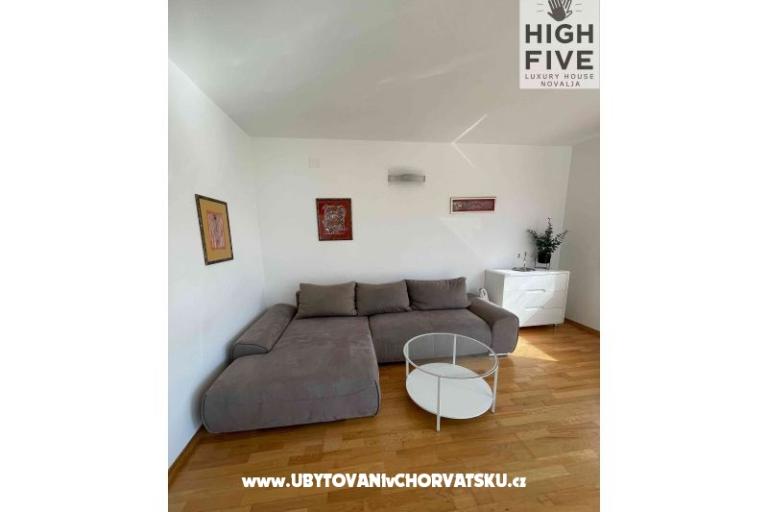 High Five Luxury Huis Novalja – foto 13