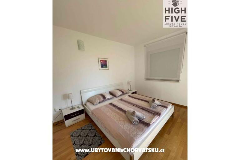 High Five Luxury Huis Novalja – foto 17