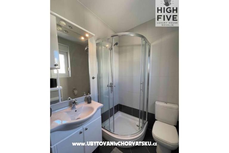 High Five Luxury Huis Novalja – foto 22