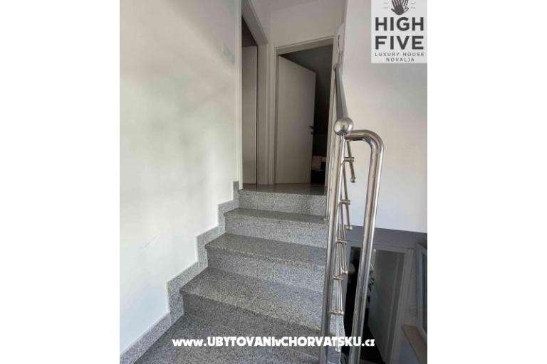 High Five Luxury Huis Novalja – foto 30