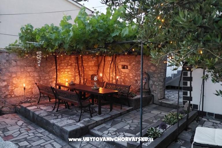 Appartementen Pejaković na moru – foto 22