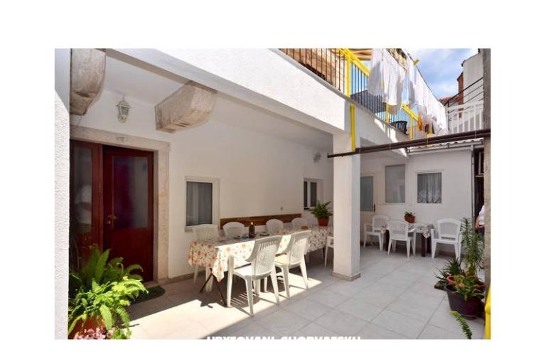 Appartementen Stari Grad /Omiš center/ – foto 2