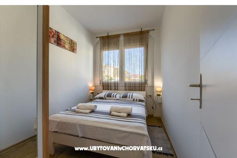 Appartement met zwembad and jacuzzi – foto 14