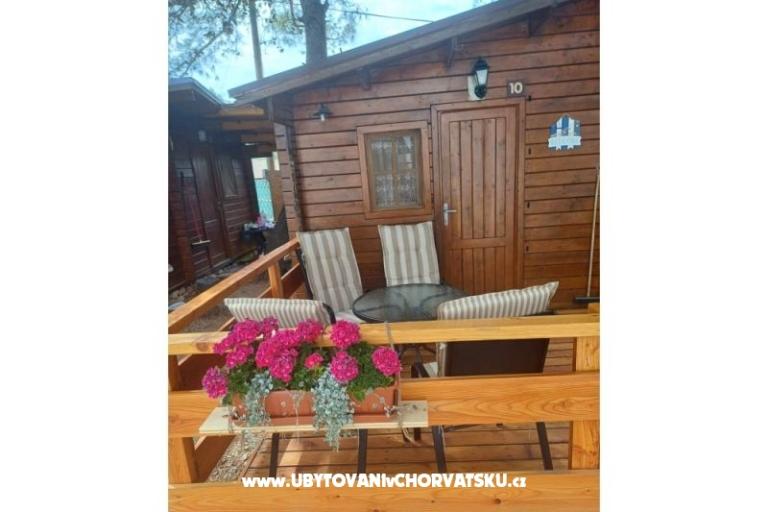 Chatky v Pakoštane – foto 3