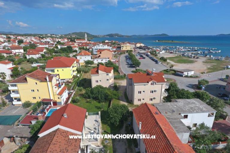 Stenen huis Pakostane – foto 5