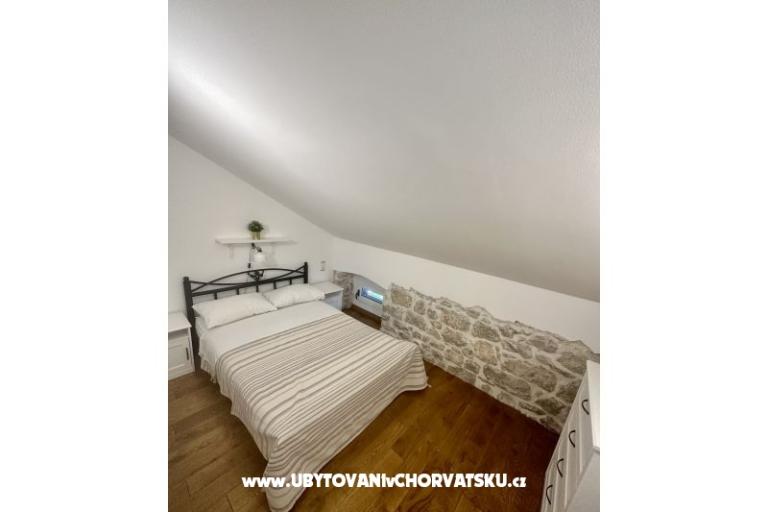 Stenen huis Pakostane – foto 8