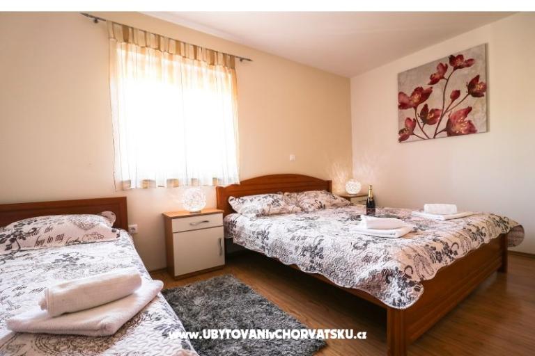  Huis met zwembad - Villa Marijana  – foto 16