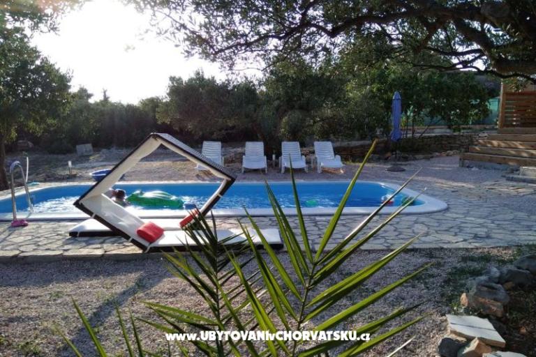 Authentic Kamperening Dalmatia – foto 3