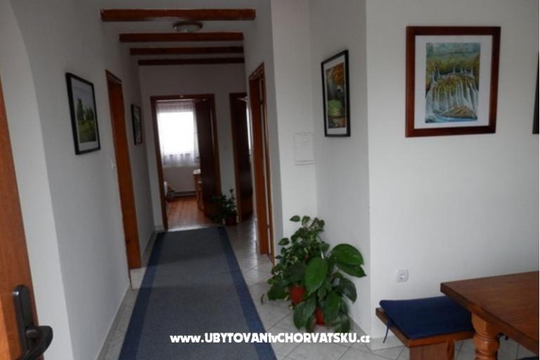 Huis Family Dukic – foto 16