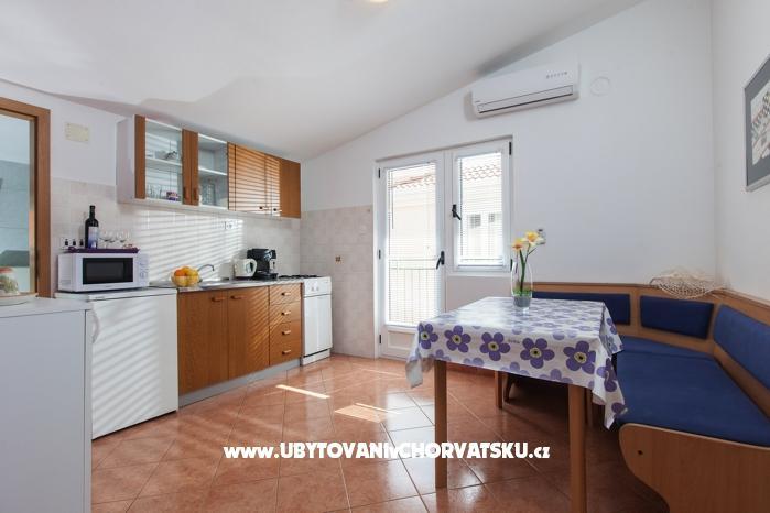Appartementen Niko Podgora – foto 13