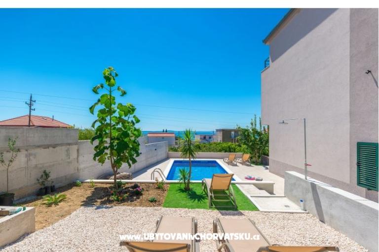 Appartementen s bazenom Cvita/Podstrana – foto 12