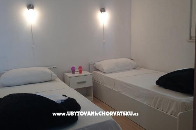 Appartementen 7 m od mora – foto 7