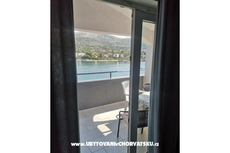 Appartementen 10 metara od mora – foto 21