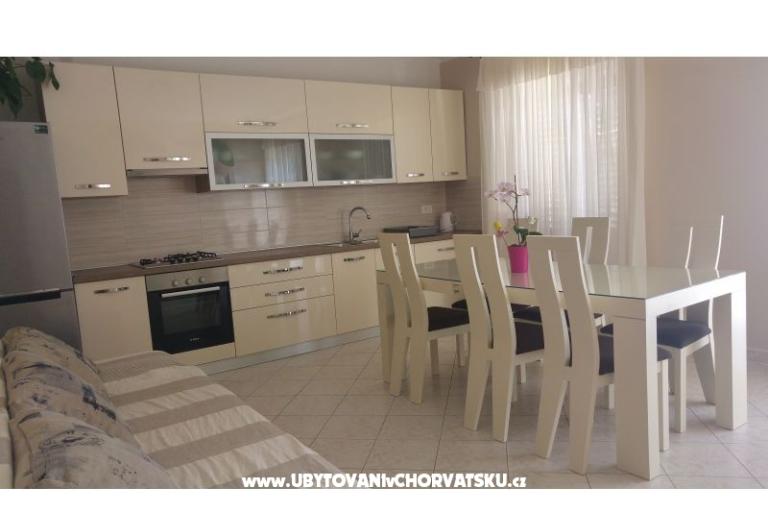 Appartementen TONĆI I IRIS*** – foto 4