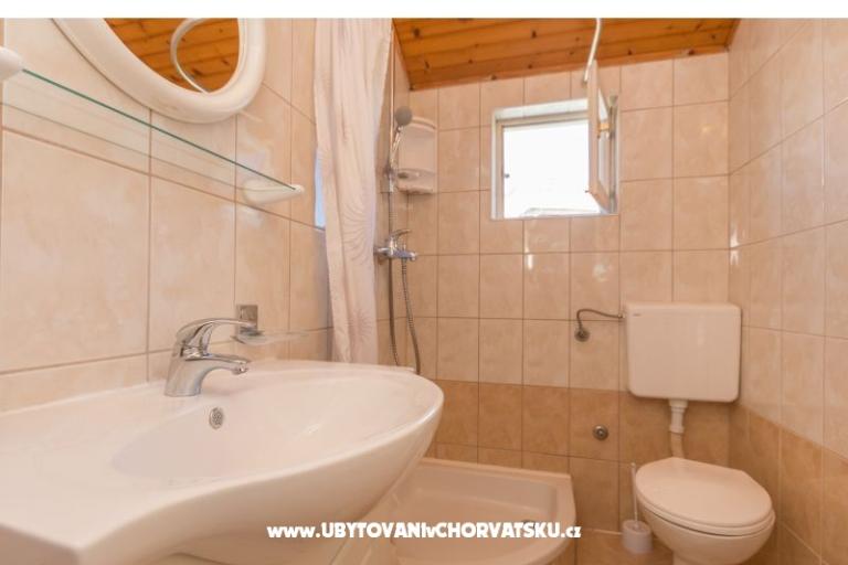 Appartementen Bonaca - Prvi red do mora – foto 13
