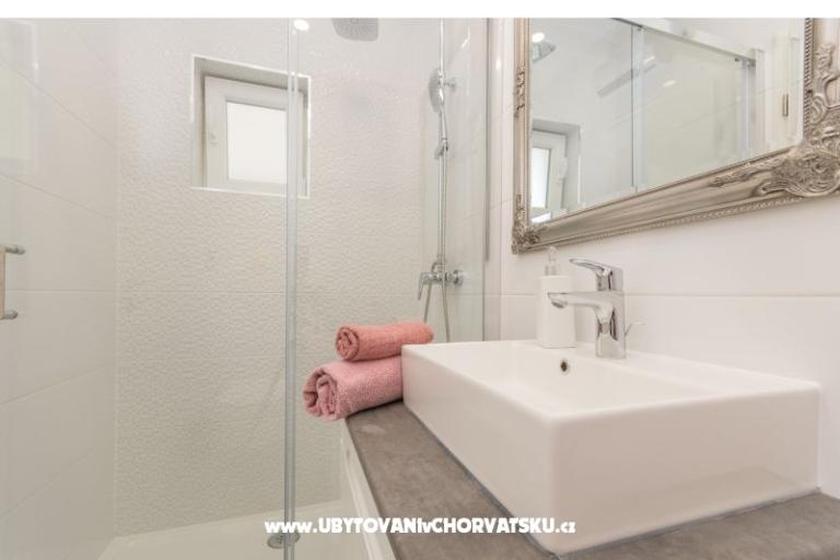 Appartementen Bonaca - Prvi red do mora – foto 6