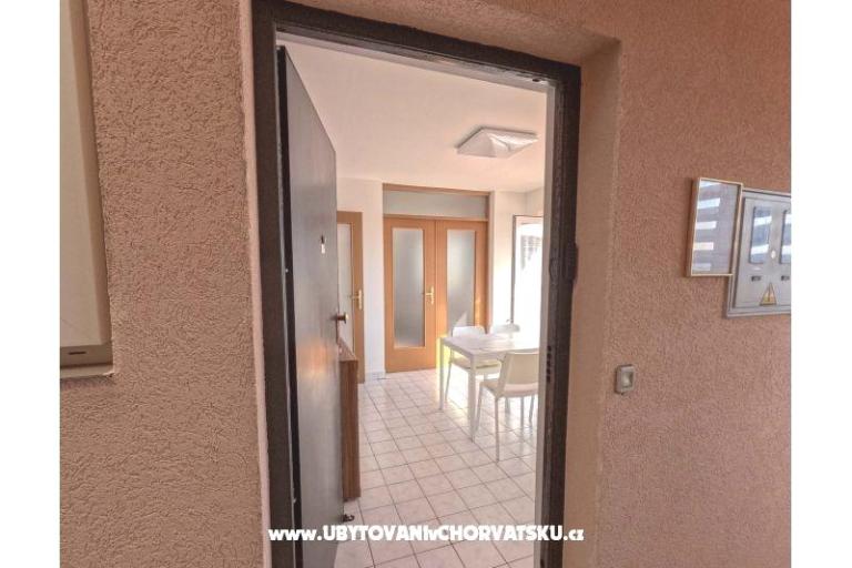 Appartement uz more i plažu – foto 6