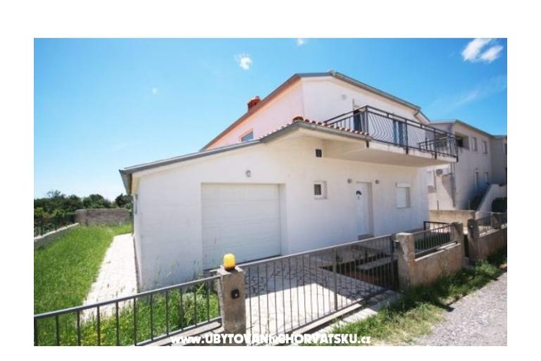 Family house met zwembad – foto 17