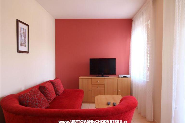 Appartementen met zwembad Jadranka – foto 7