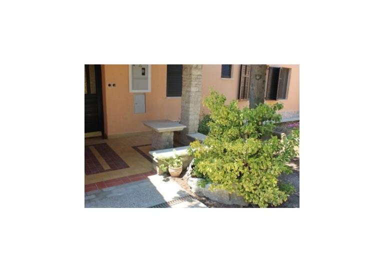 Huis with swimming pool – foto 18