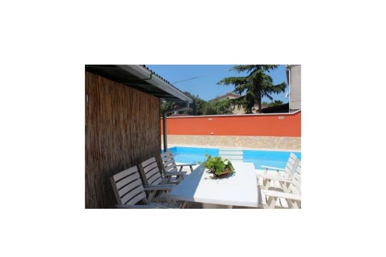 Huis with swimming pool – foto 8