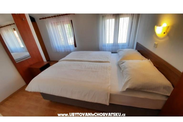 Appartementen Pulić  Old Town Rab – foto 8