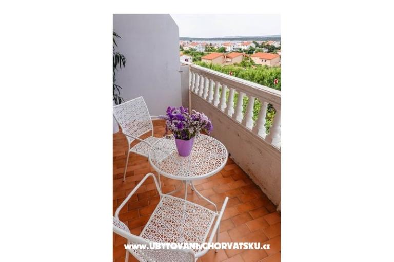 Appartementen Anny met zwembad – foto 24