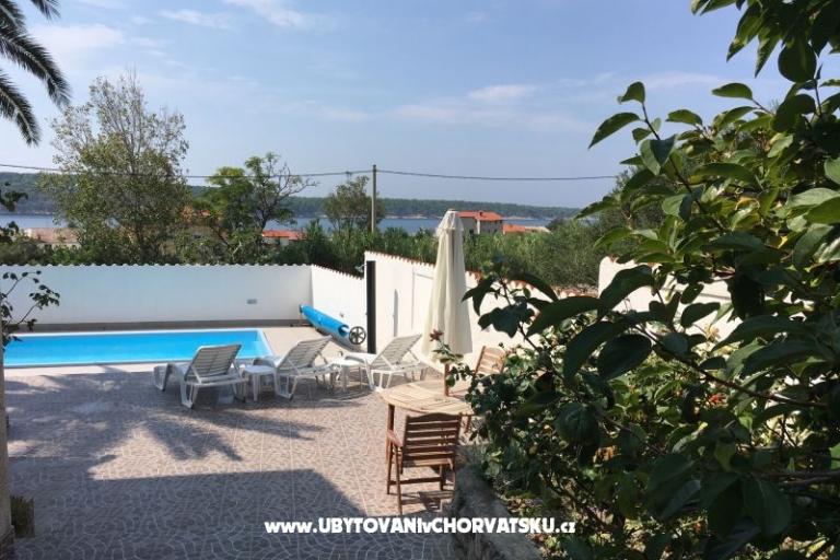 Appartementen Anny met zwembad – foto 4